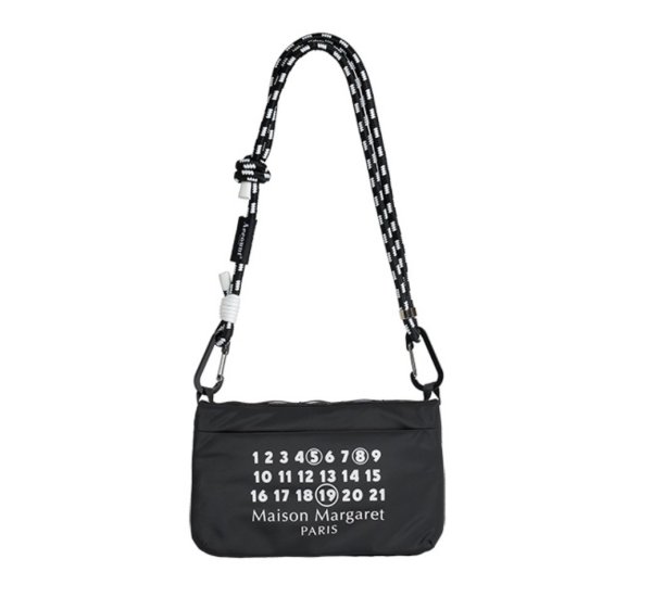 画像1: ●期間限定ご予約5倍ポイント●【3/25LIVEアイテム】パロディシリーズ●ショルダーポーチバッグ【MG】TYPE（予約/5月） (1)