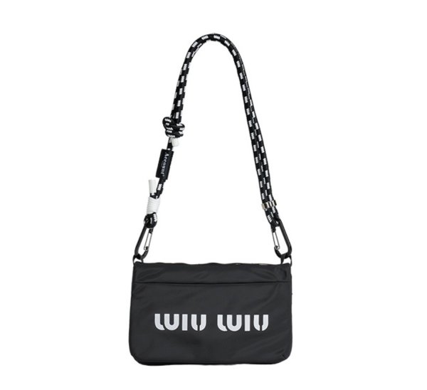 画像2: ●期間限定ご予約5倍ポイント●【3/25LIVEアイテム】パロディシリーズ●ショルダーポーチバッグ【M】TYPE（予約/5月） (2)