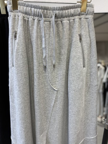 画像5: ●期間限定ご予約5倍ポイント●【3/25LIVEアイテム】裏毛変形スカート（予約/5月） (5)