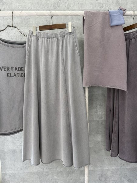 画像2: ●期間限定●生産枠限り●【4/3LIVEアイテム】ピグメントロングスカート（予約/4-5月） (2)