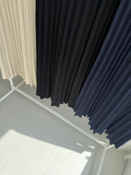 画像15: ●期間限定●ご予約10倍ポイント●【4/11LIVEアイテム】プリーツニットスカート（予約/8-9月） (15)