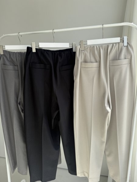 画像13: ●期間限定●ご予約10倍ポイント●【4/11LIVEアイテム】ツータックバレルパンツ（予約/8-9月） (13)