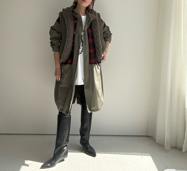 画像10: ●期間限定●ご予約10倍ポイント●【4/11LIVEアイテム】リバーシブルボアパデッドベスト（予約/9-10月） (10)