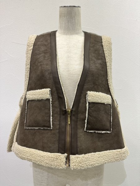 画像3: ●期間限定●ご予約10倍ポイント●【4/18LIVEアイテム】CYAN TOKYO ●バックオーバームートンベスト（予約/9-10月） (3)