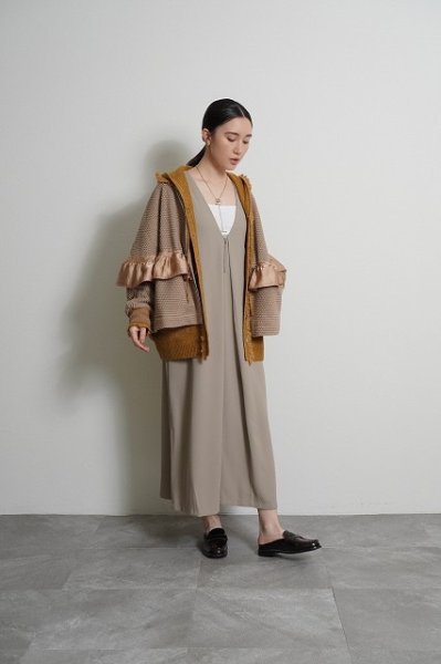 画像2: ●期間限定●ご予約10倍ポイント●【4/18LIVEアイテム】CYAN TOKYO ●オーバータックジョーゼットワンピ（予約/8-9月） (2)