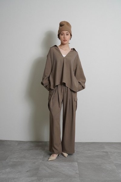 画像3: ●期間限定●ご予約10倍ポイント●【4/18LIVEアイテム】CYAN TOKYO ●バックフレアスキッパープルオーバー（予約/8-9月） (3)