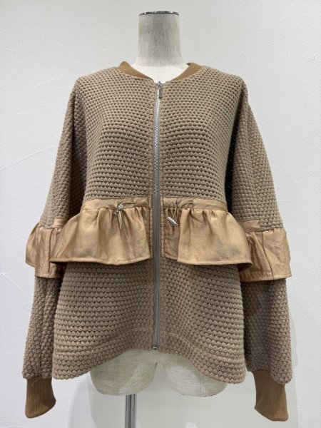 画像4: ●期間限定●ご予約10倍ポイント●【4/18LIVEアイテム】CYAN TOKYO ●BIGワッフルフリルブルゾン（予約/9-10月） (4)