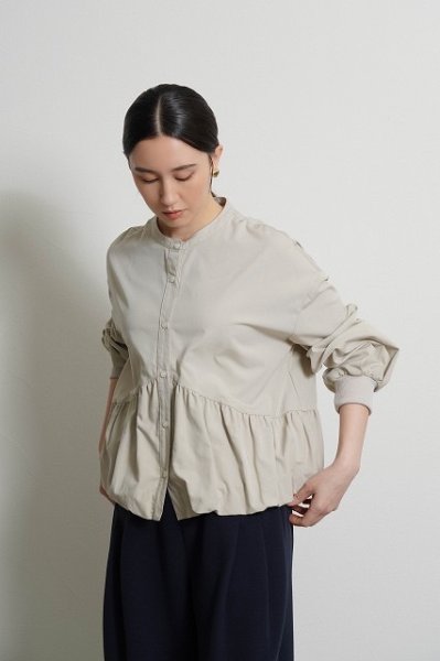 画像1: ●期間限定●ご予約10倍ポイント●【4/18LIVEアイテム】CYAN TOKYO ●ギャザーバルーンシャツ（予約/8-9月） (1)