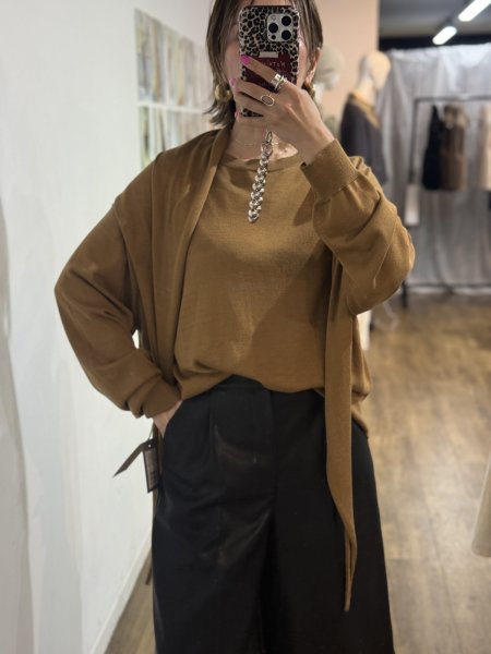 画像1: ●期間限定●ご予約10倍ポイント●【4/20LIVEアイテム】PRIORITY ●ストール付ニット（予約/8-9月） (1)