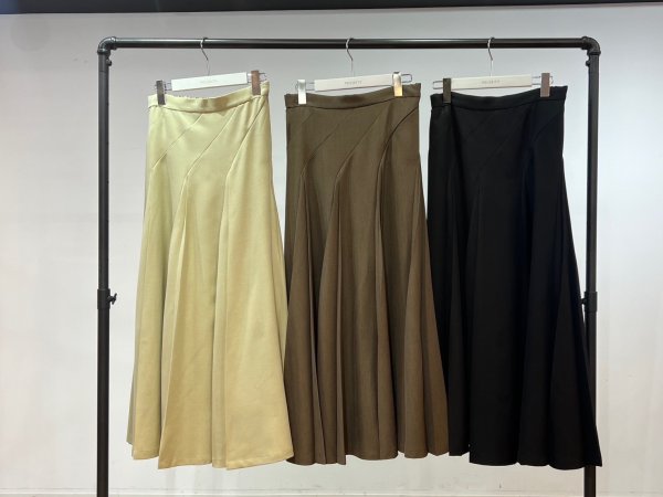 画像4: ●期間限定●ご予約10倍ポイント●【4/20LIVEアイテム】PRIORITY ●トルネードプリーツスカート（予約/8-9月） (4)