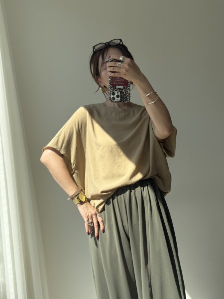 画像1: ●限定SALE●大人のマルチトップス◎デイリーにもお仕事にも◎【LIVEご紹介アイテム】タックショルダートップス (1)