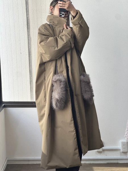 画像2: ●今回展LAMER推しのシリーズアイテム◎弱撥水＆軽量！中綿アウター●この長さで中綿はなかなか無い！●ご予約10倍ポイント●PRIORITY【6/19 LIVEアイテム】弱撥水パデッドコート（予約/10月） (2)